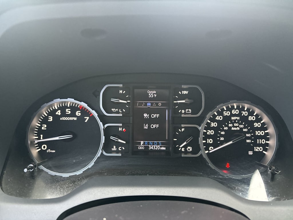 Thumbnail: 2020 Toyota Tundra - 11