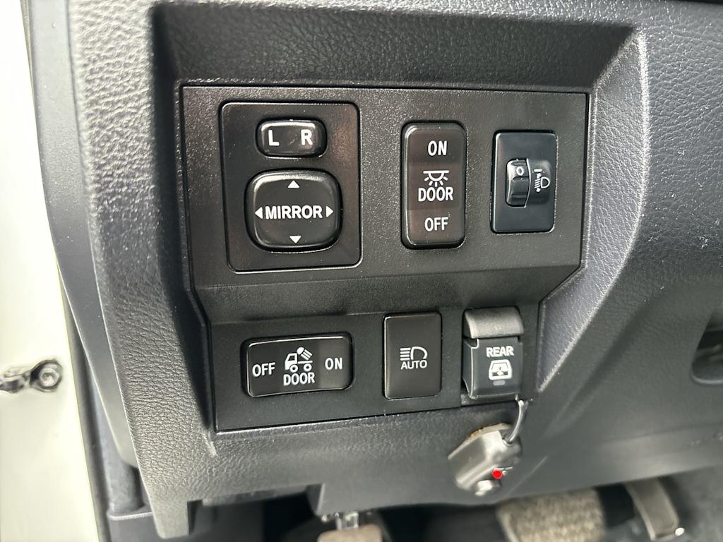 Thumbnail: 2020 Toyota Tundra - 13