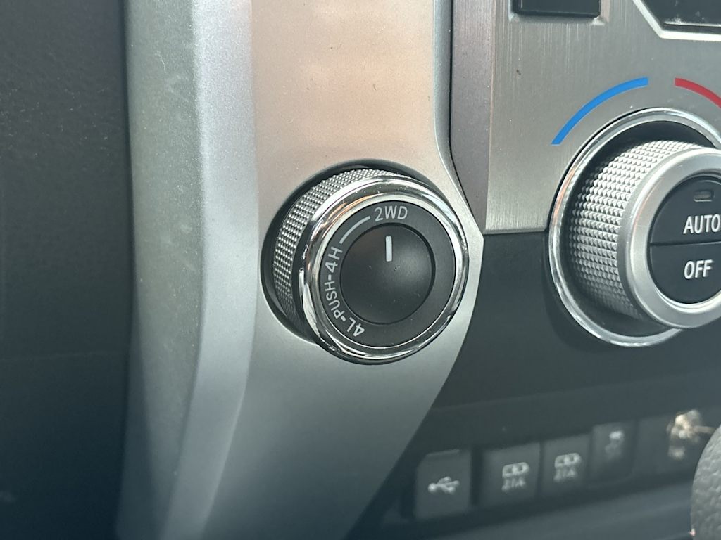 Thumbnail: 2020 Toyota Tundra - 25