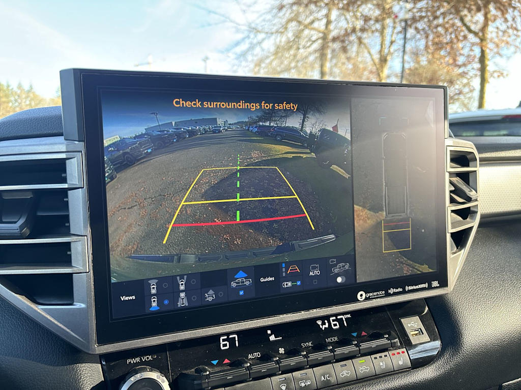 Thumbnail: 2022 Toyota Tundra - 25