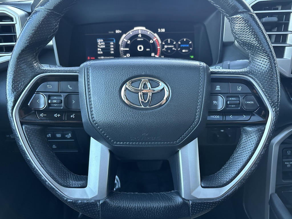 Thumbnail: 2022 Toyota Tundra - 17