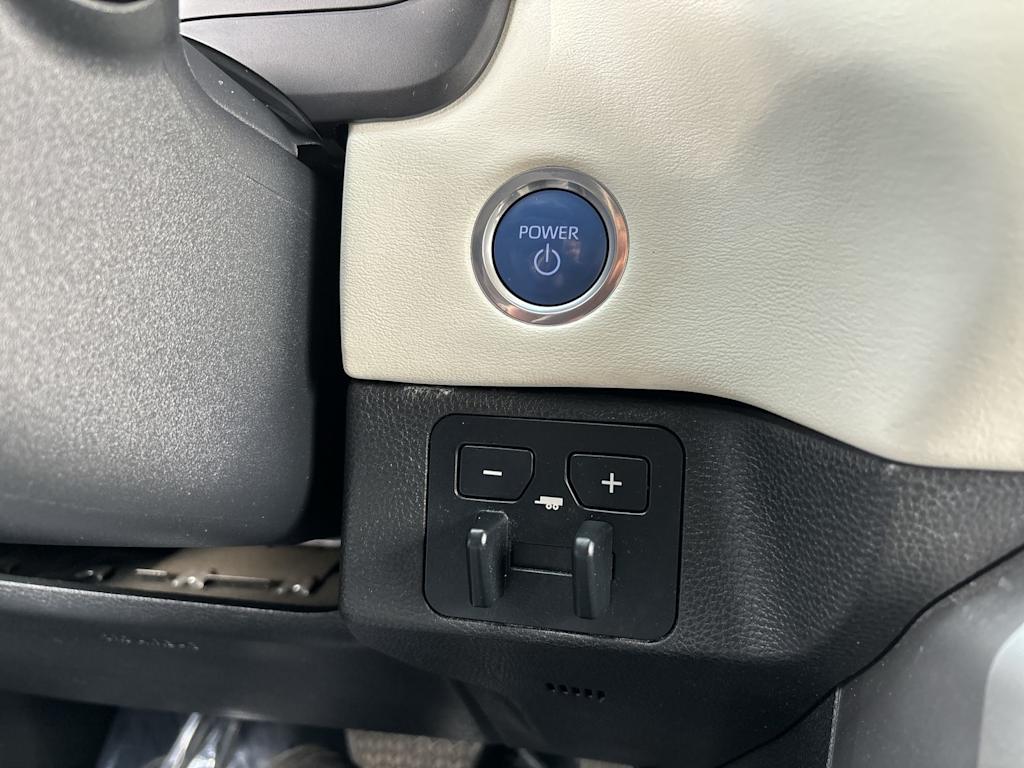 Thumbnail: 2023 Toyota Tundra - 30