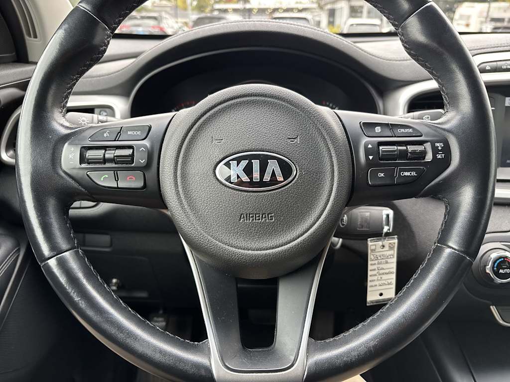 Thumbnail: 2018 Kia Sorento - 2