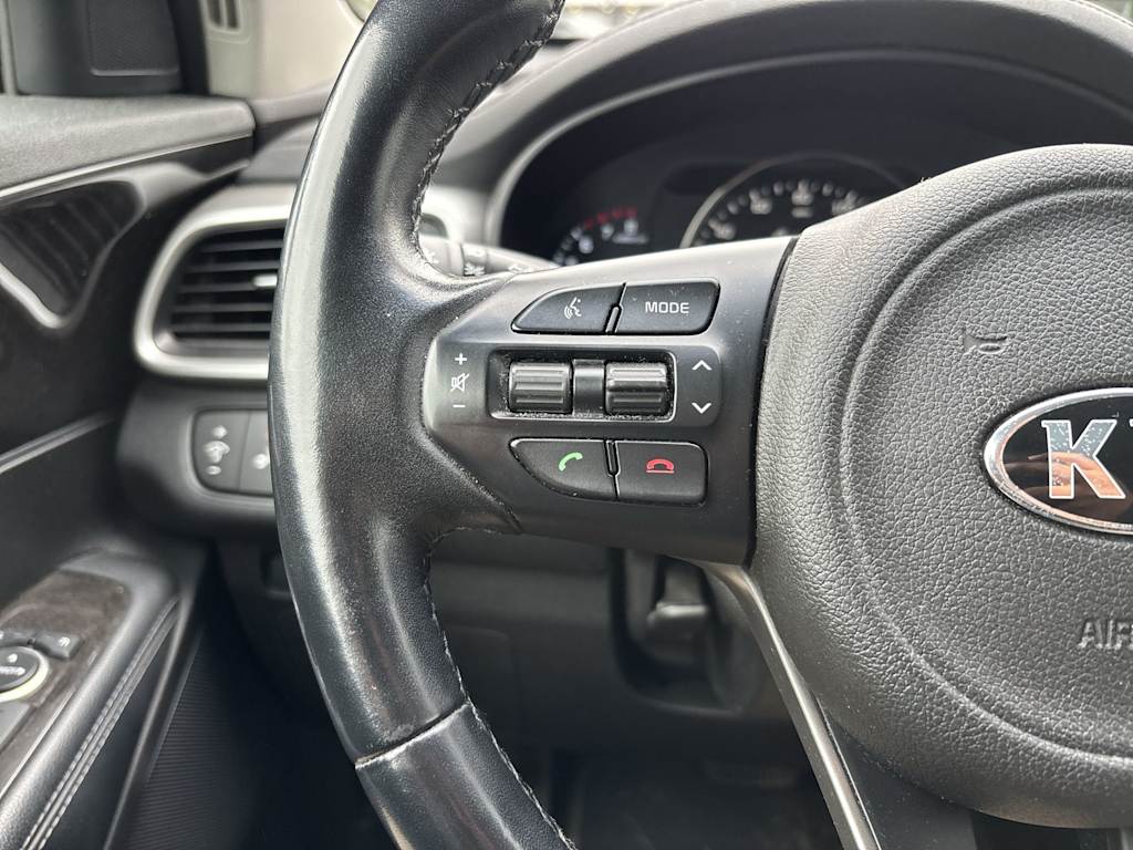 Thumbnail: 2018 Kia Sorento - 11