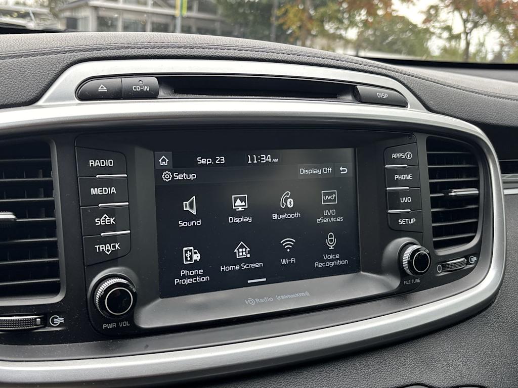 Thumbnail: 2018 Kia Sorento - 16
