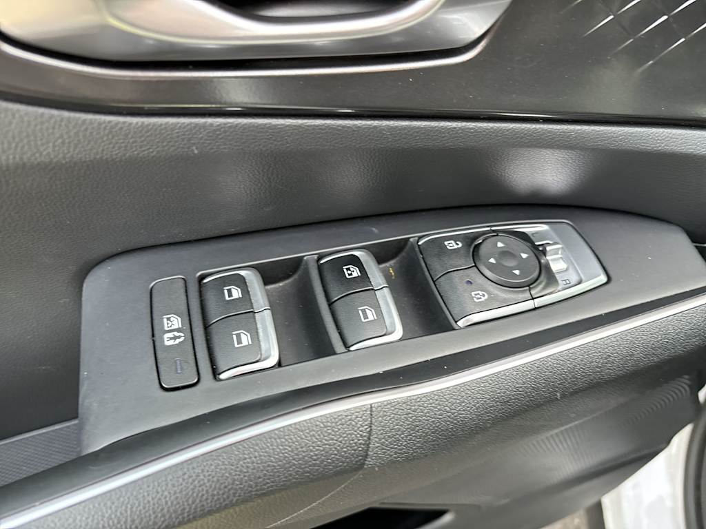 2023 Kia Sorento LX 13