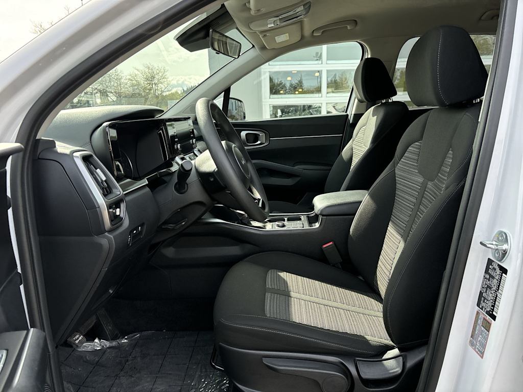 2023 Kia Sorento LX 7
