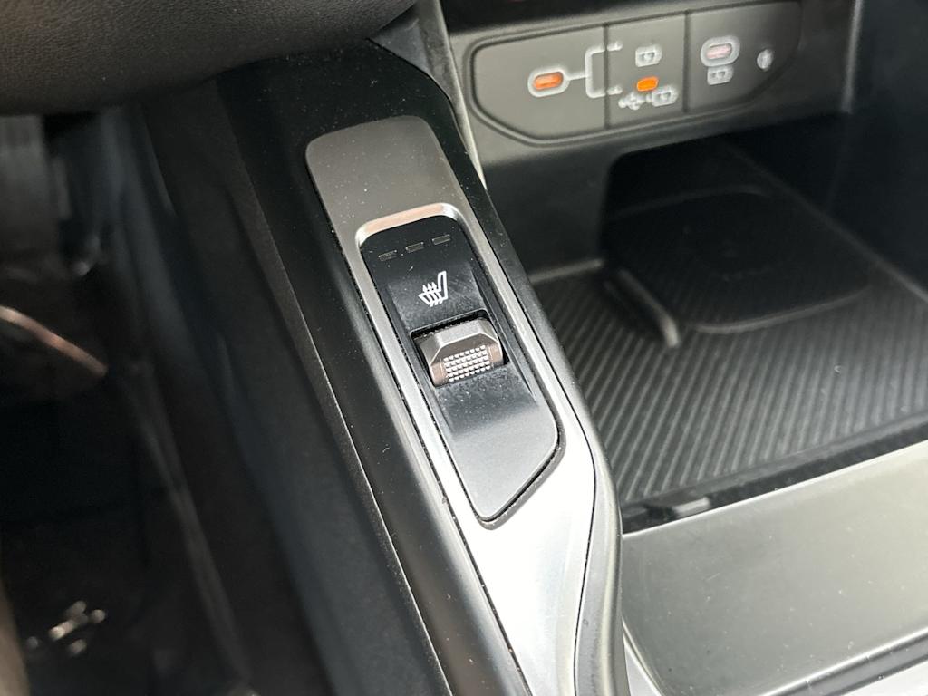 Thumbnail: 2024 Kia Sorento - 8