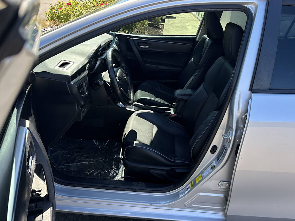 Thumbnail: 2014 Toyota Corolla - 15