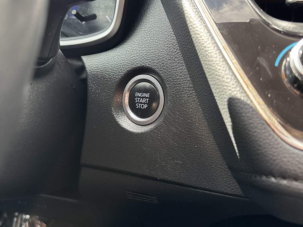 Thumbnail: 2021 Toyota Corolla - 19