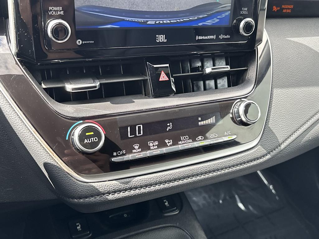 Thumbnail: 2021 Toyota Corolla - 24