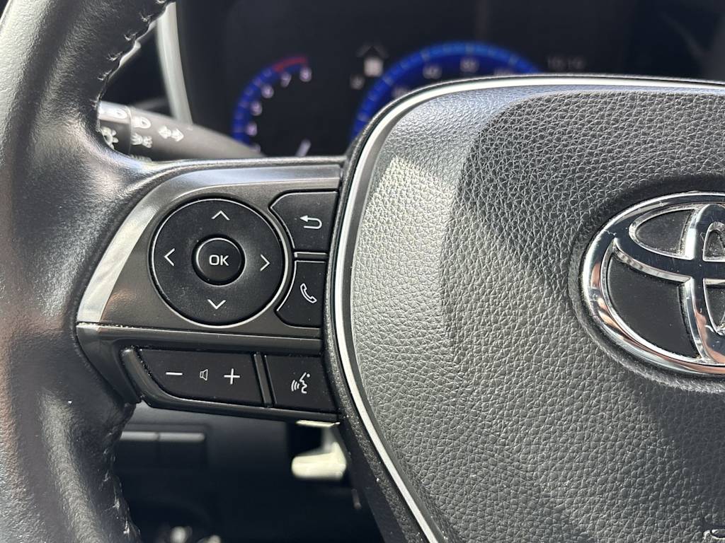 Thumbnail: 2021 Toyota Corolla - 16