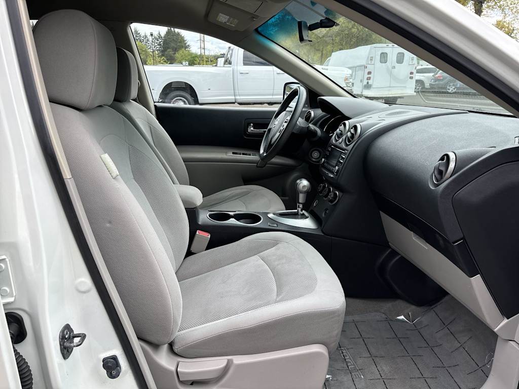 2015 Nissan Rogue S 5