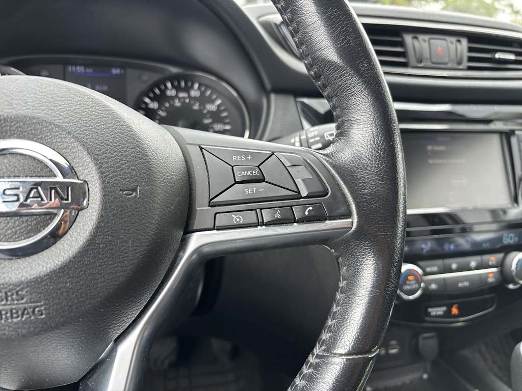 Thumbnail: 2020 Nissan Rogue - 12