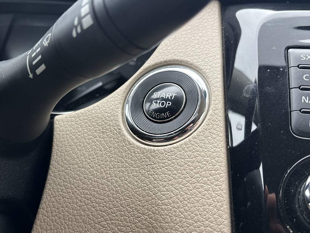 Thumbnail: 2017 Nissan Rogue - 23