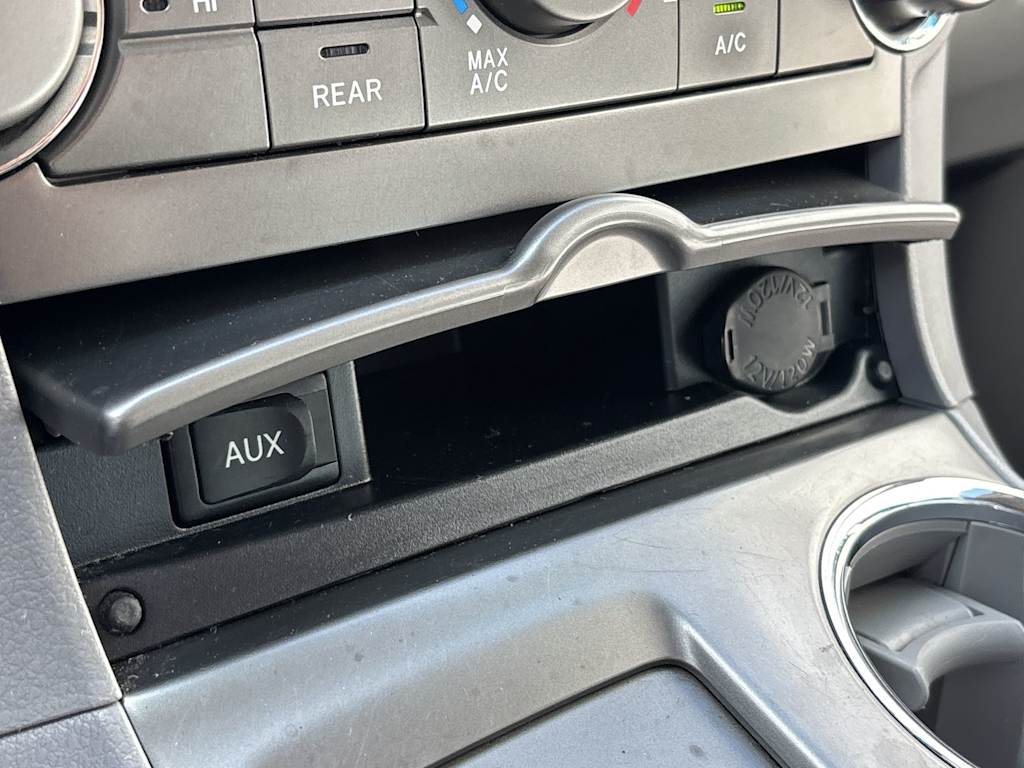 Thumbnail: 2010 Toyota Highlander - 19