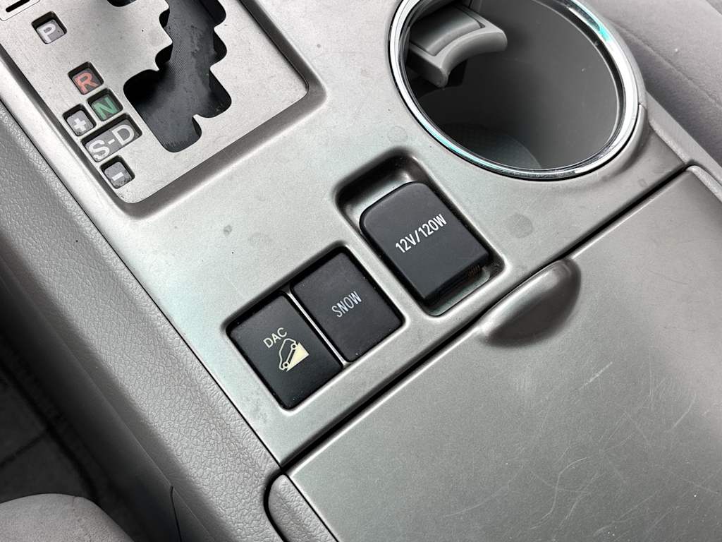 Thumbnail: 2010 Toyota Highlander - 19