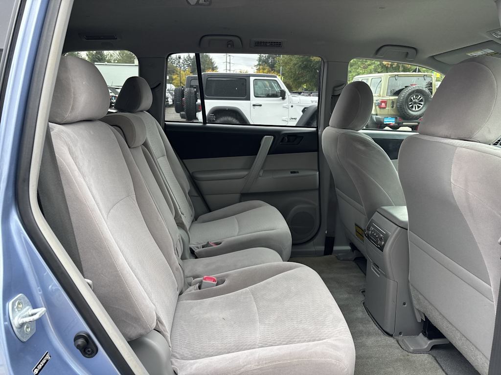 Thumbnail: 2010 Toyota Highlander - 7
