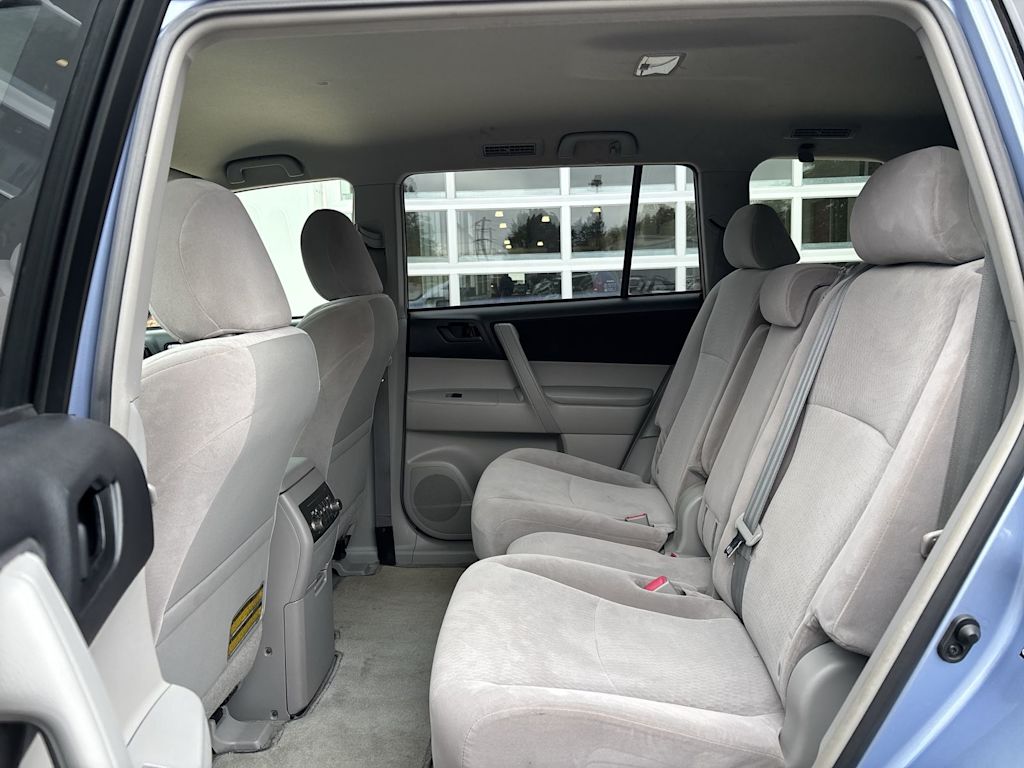 Thumbnail: 2010 Toyota Highlander - 13