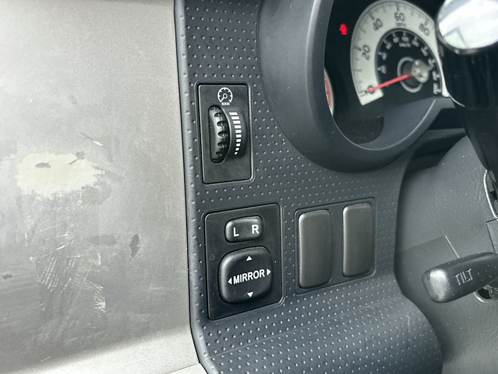 2008 Toyota FJ Cruiser Base 18