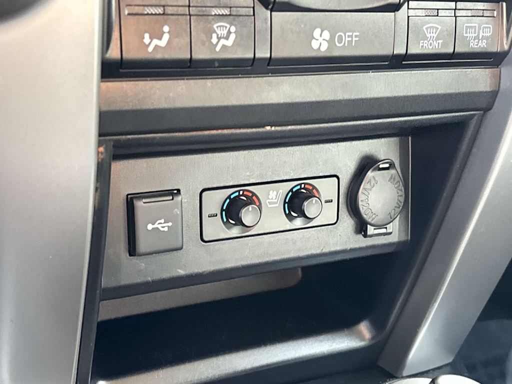 Thumbnail: 2020 Toyota 4Runner - 27