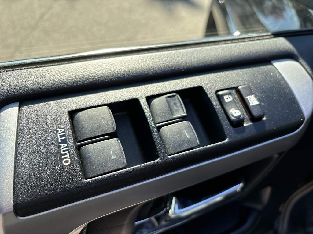 Thumbnail: 2020 Toyota 4Runner - 11