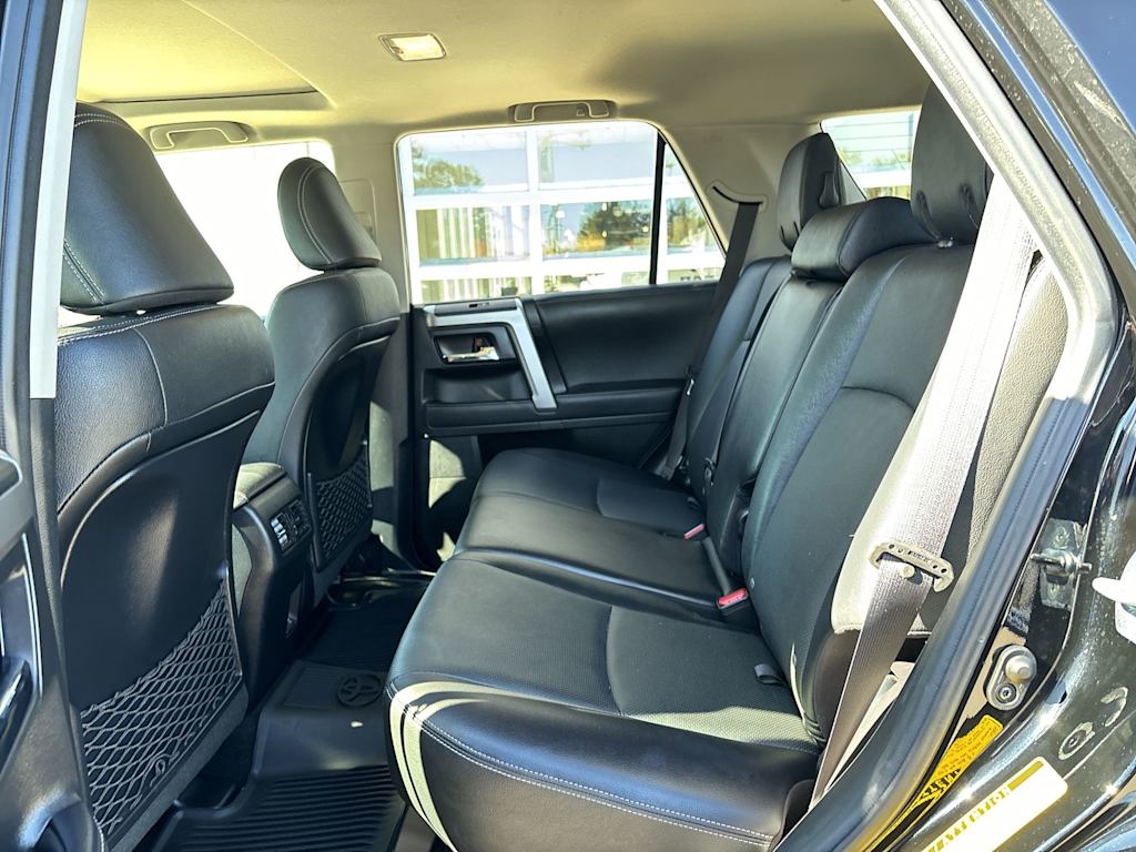 Thumbnail: 2020 Toyota 4Runner - 10