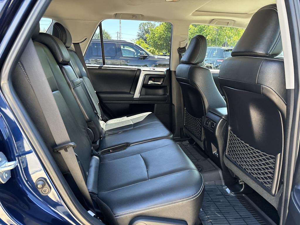 Thumbnail: 2020 Toyota 4Runner - 7