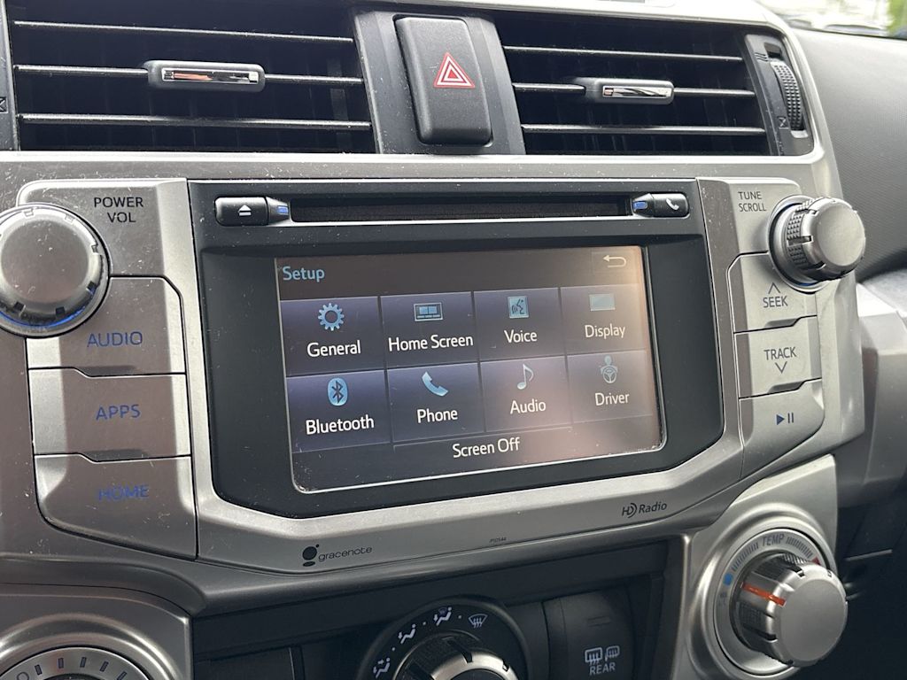Thumbnail: 2014 Toyota 4Runner - 18