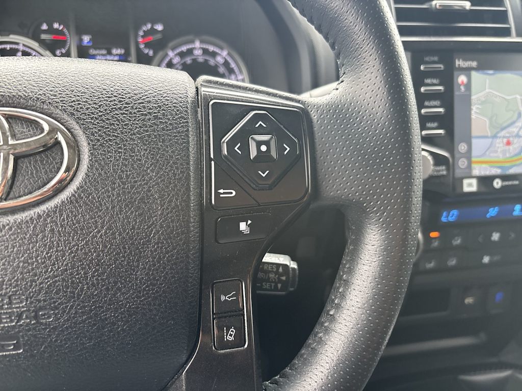 Thumbnail: 2022 Toyota 4Runner - 14