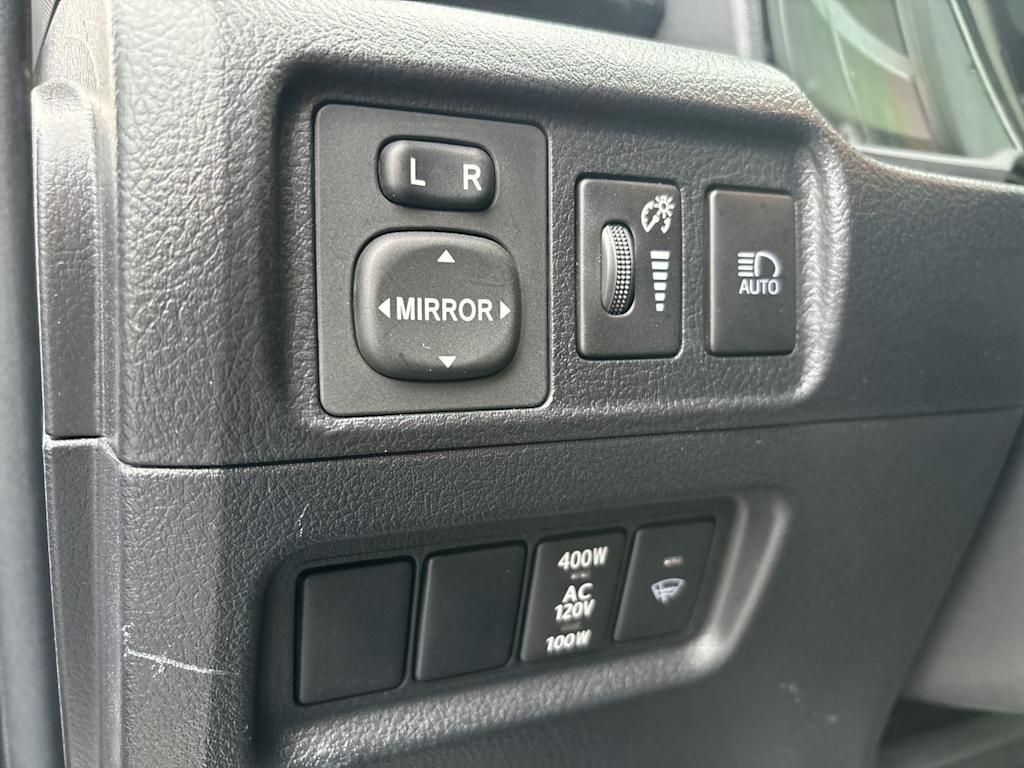 Thumbnail: 2022 Toyota 4Runner - 12