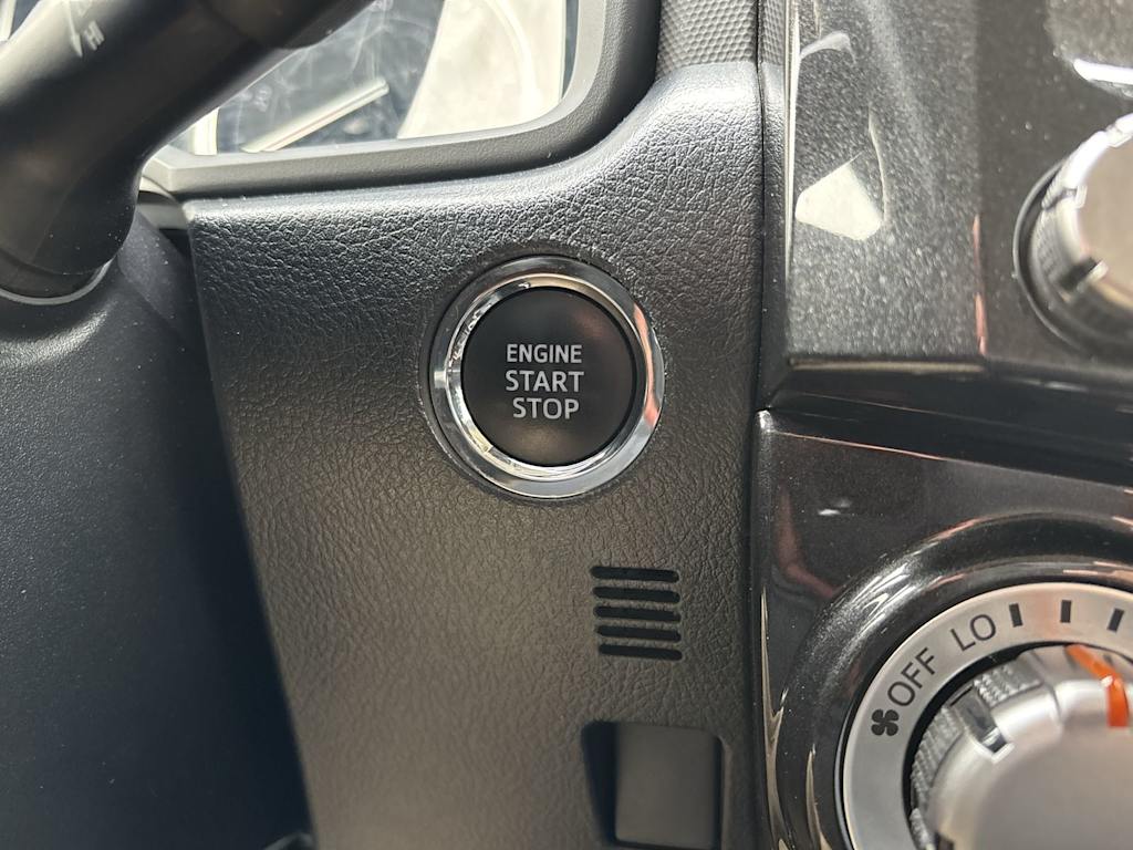 Thumbnail: 2022 Toyota 4Runner - 27