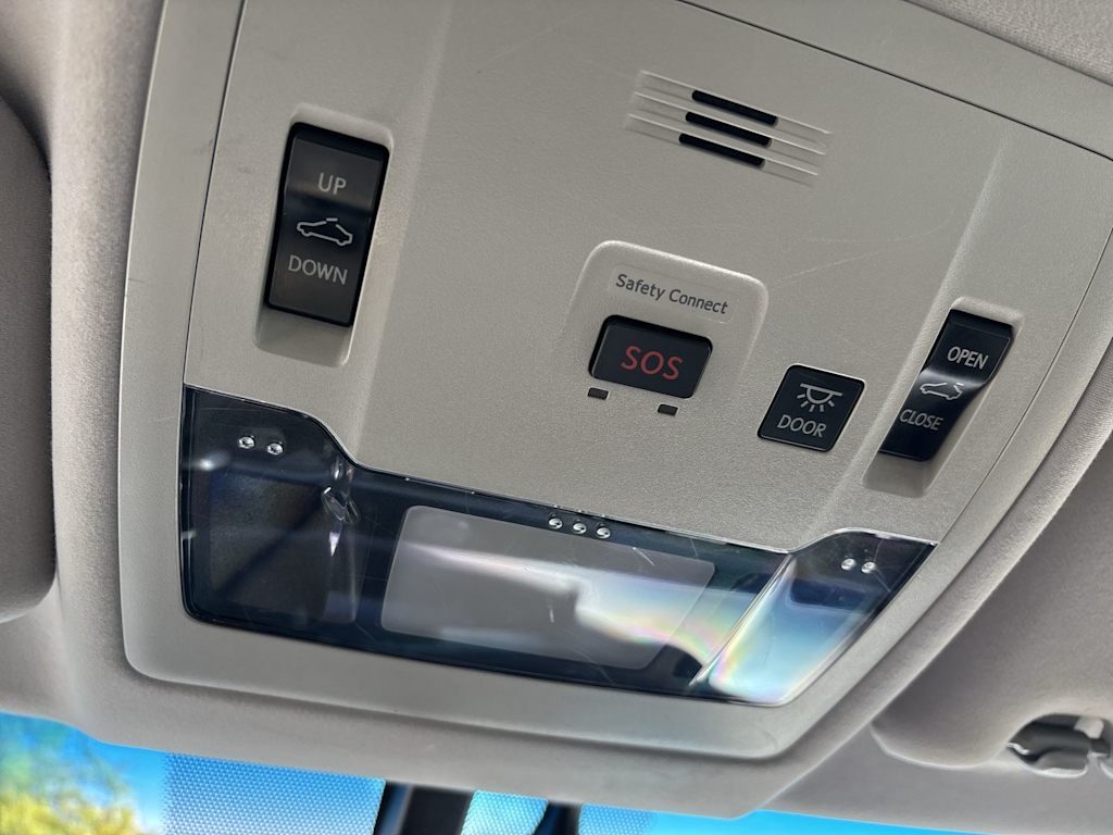 Thumbnail: 2016 Lexus ES - 26