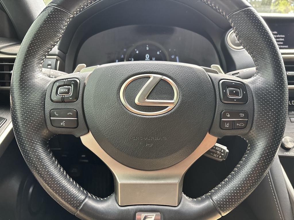 Thumbnail: 2020 Lexus IS - 11