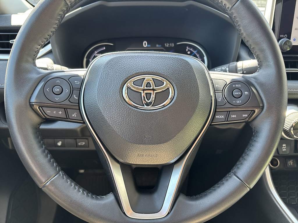 Thumbnail: 2025 Toyota RAV4 - 10