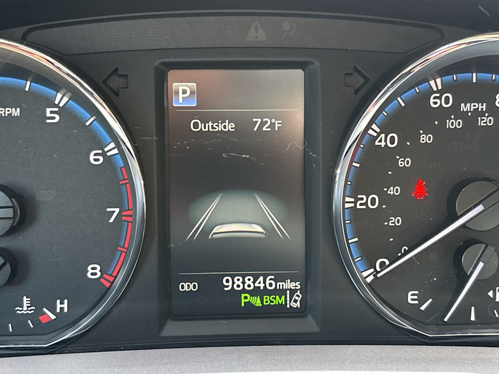 Thumbnail: 2016 Toyota RAV4 - 17