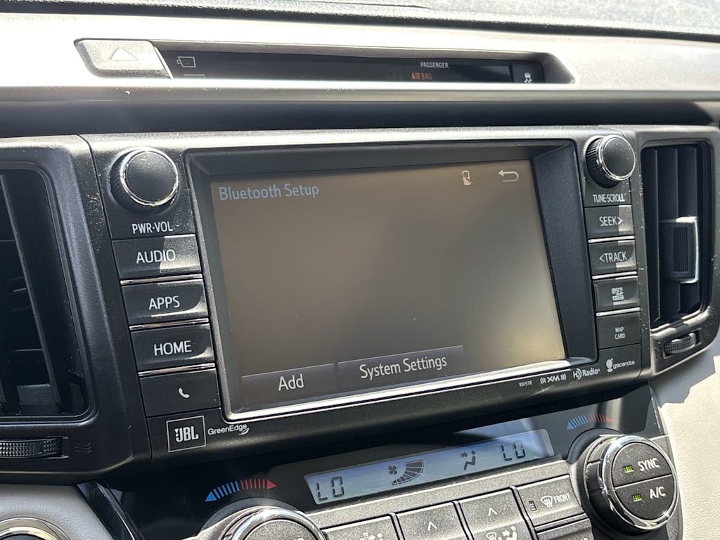 Thumbnail: 2016 Toyota RAV4 - 22