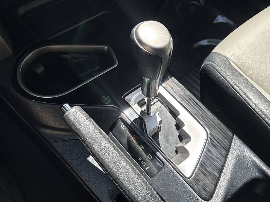 Thumbnail: 2016 Toyota RAV4 - 10