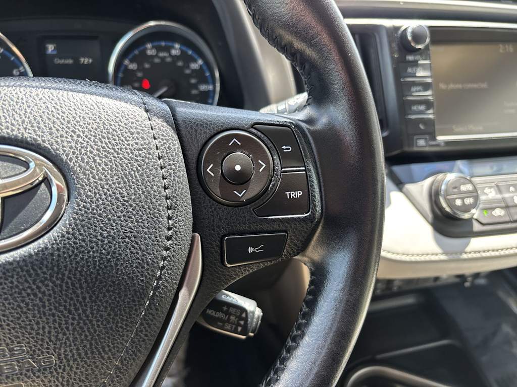 Thumbnail: 2016 Toyota RAV4 - 16