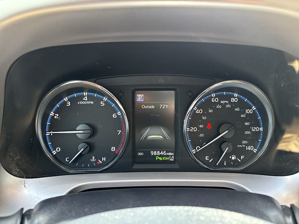 Thumbnail: 2016 Toyota RAV4 - 11