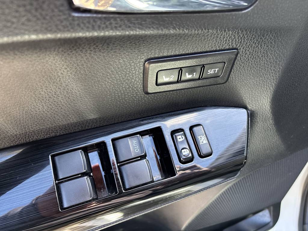 Thumbnail: 2016 Toyota RAV4 - 13