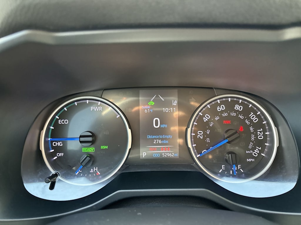Thumbnail: 2020 Toyota RAV4 - 11