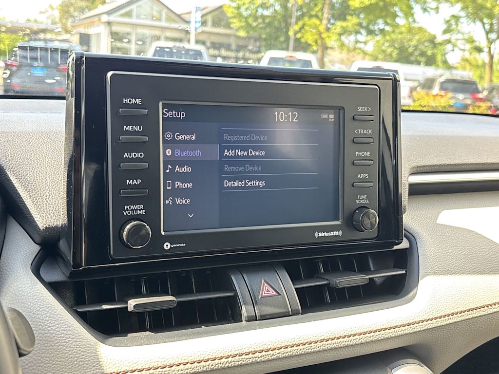 Thumbnail: 2020 Toyota RAV4 - 20
