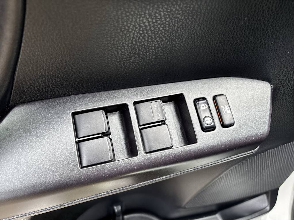 Thumbnail: 2017 Toyota RAV4 - 12