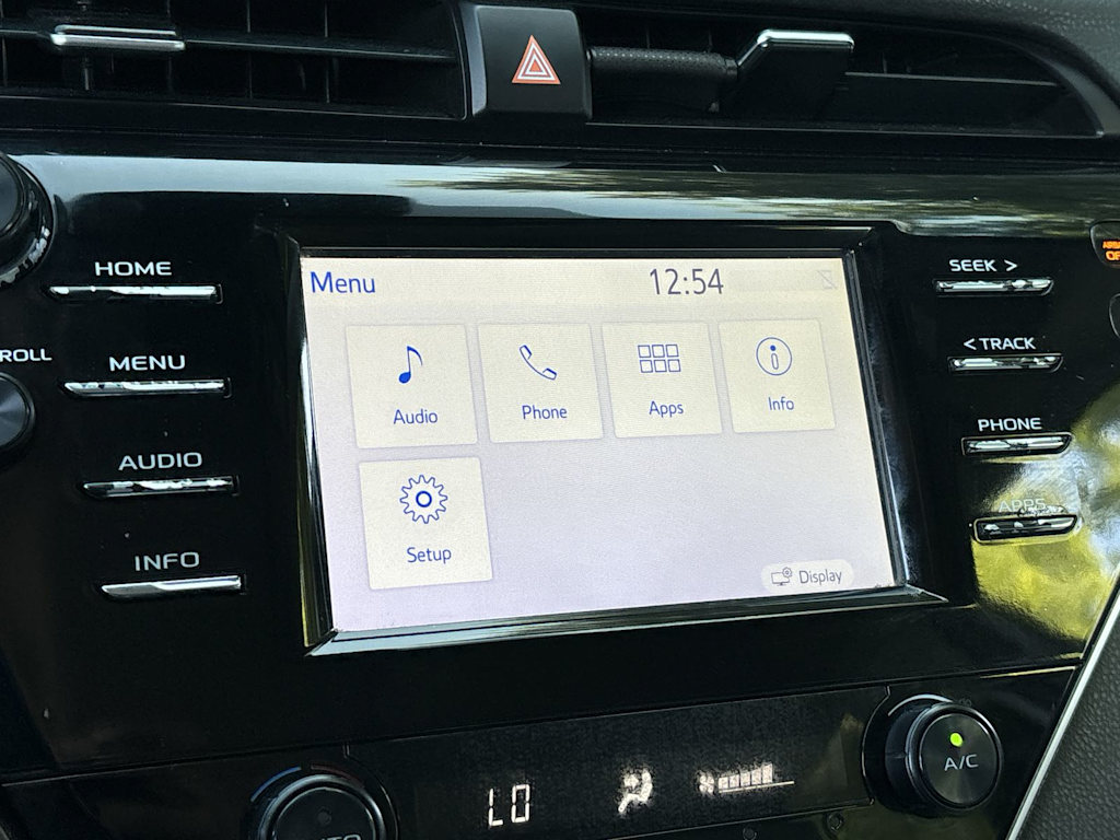 Thumbnail: 2018 Toyota Camry - 13