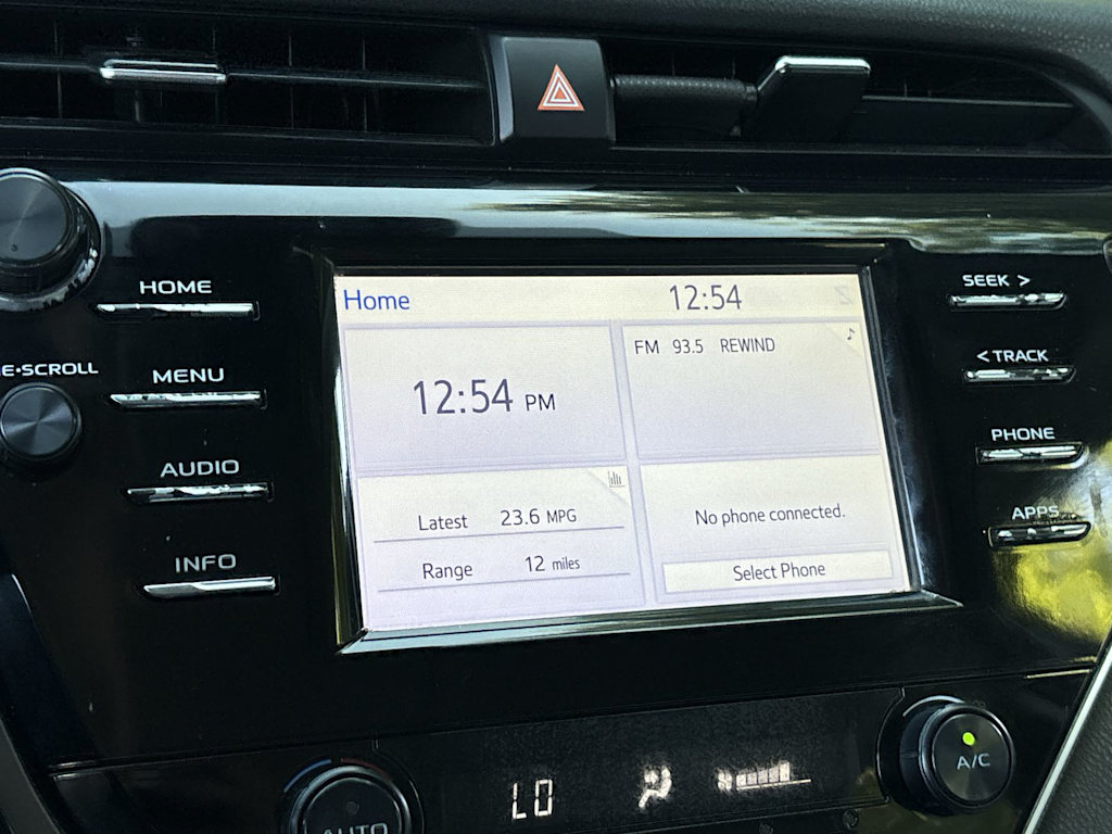 Thumbnail: 2018 Toyota Camry - 5