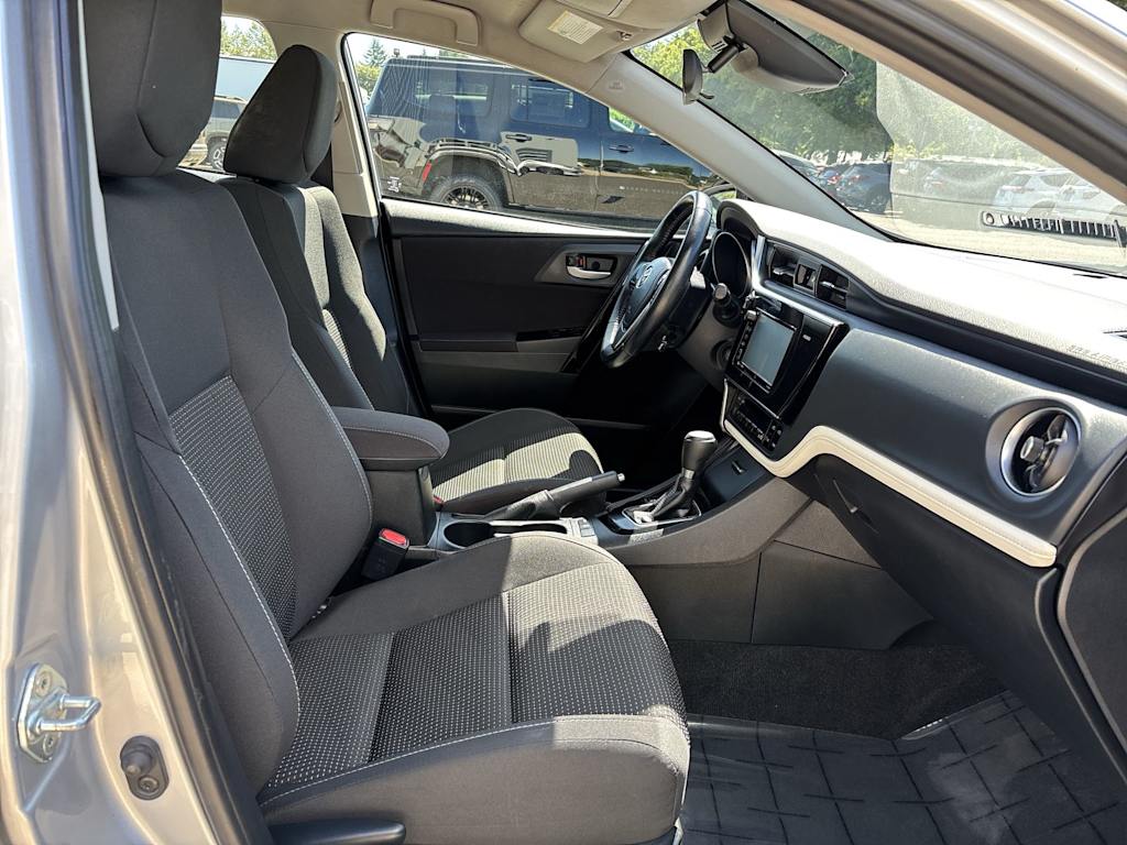 Thumbnail: 2018 Toyota Corolla iM - 6