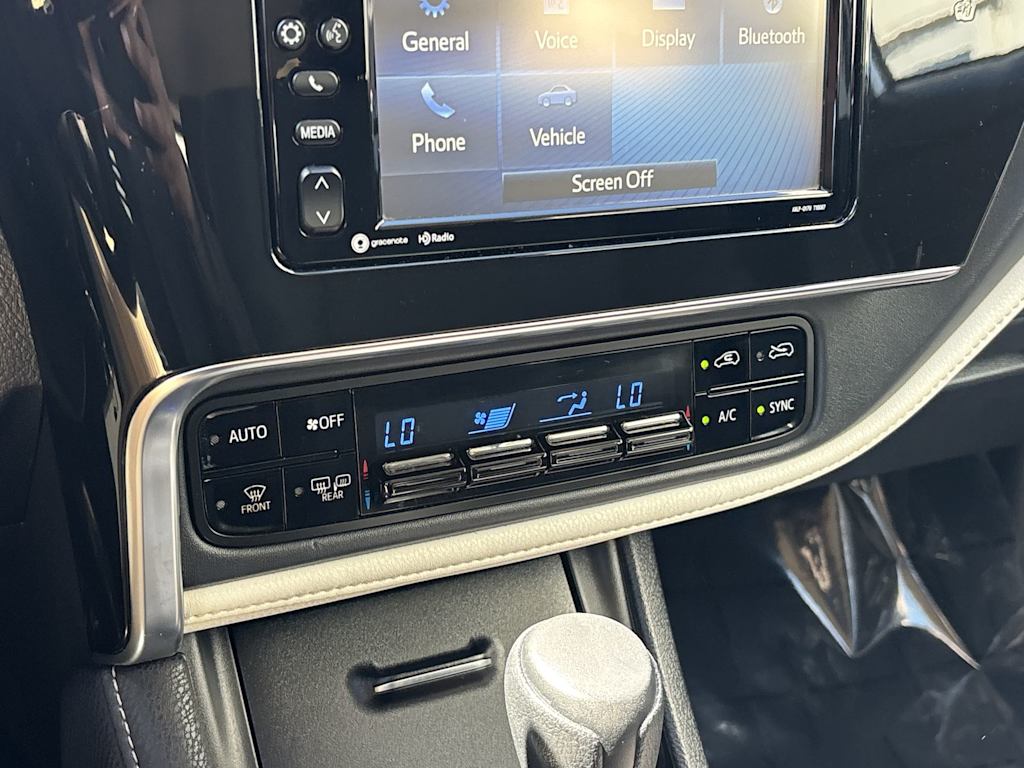 Thumbnail: 2018 Toyota Corolla iM - 22