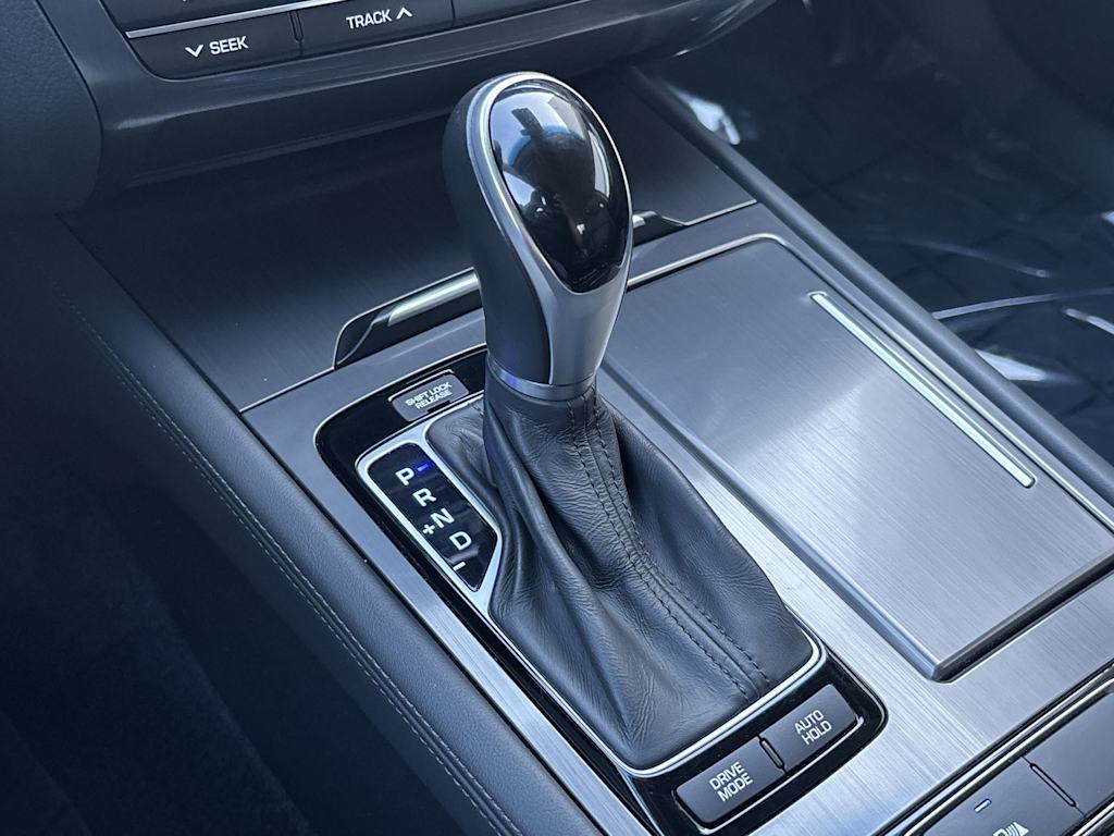 Thumbnail: 2015 Hyundai Genesis - 9