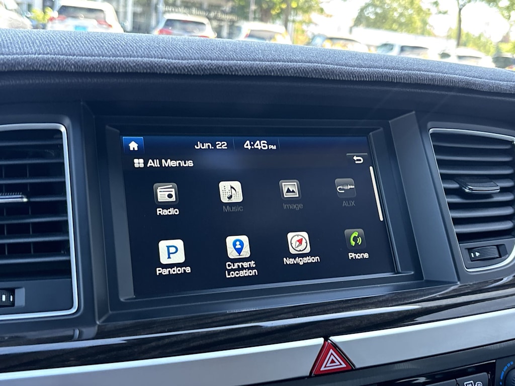 Thumbnail: 2015 Hyundai Genesis - 24